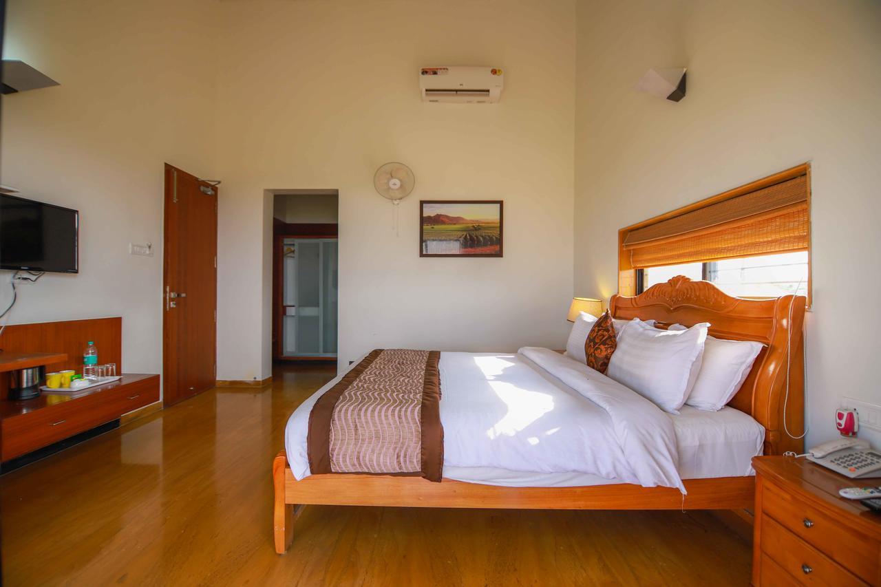 V Resorts Soma Vine Village Mahiravani Exterior photo