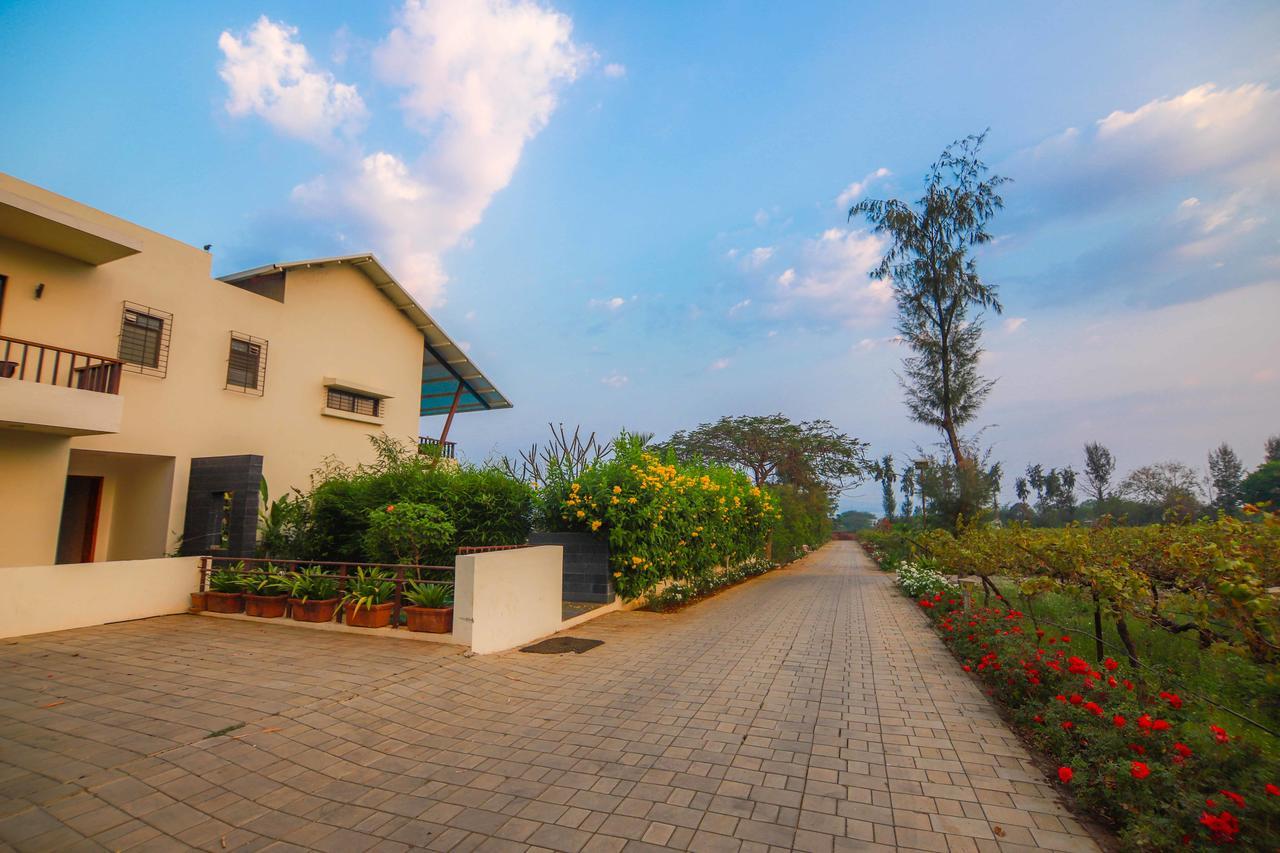 V Resorts Soma Vine Village Mahiravani Exterior photo