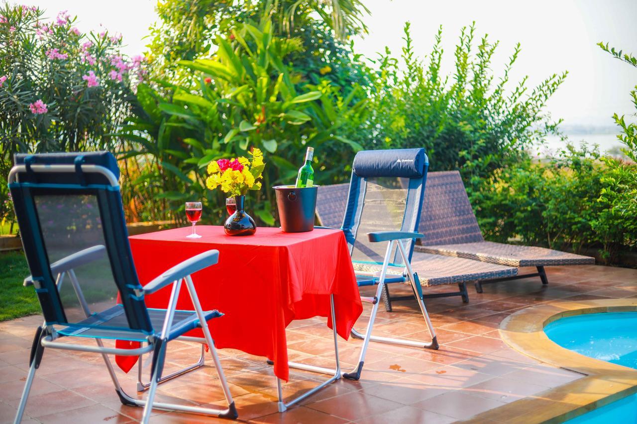 V Resorts Soma Vine Village Mahiravani Exterior photo