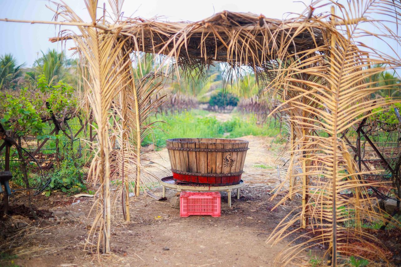 V Resorts Soma Vine Village Mahiravani Exterior photo